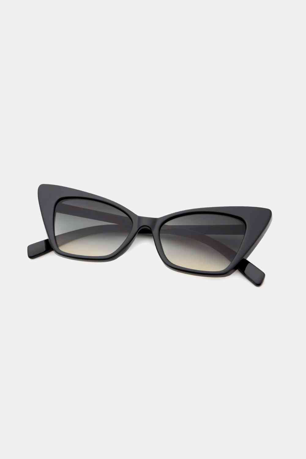 UV400 Cat Eye Sunglasses with acetate lenses and polycarbonate frame, including protective case.