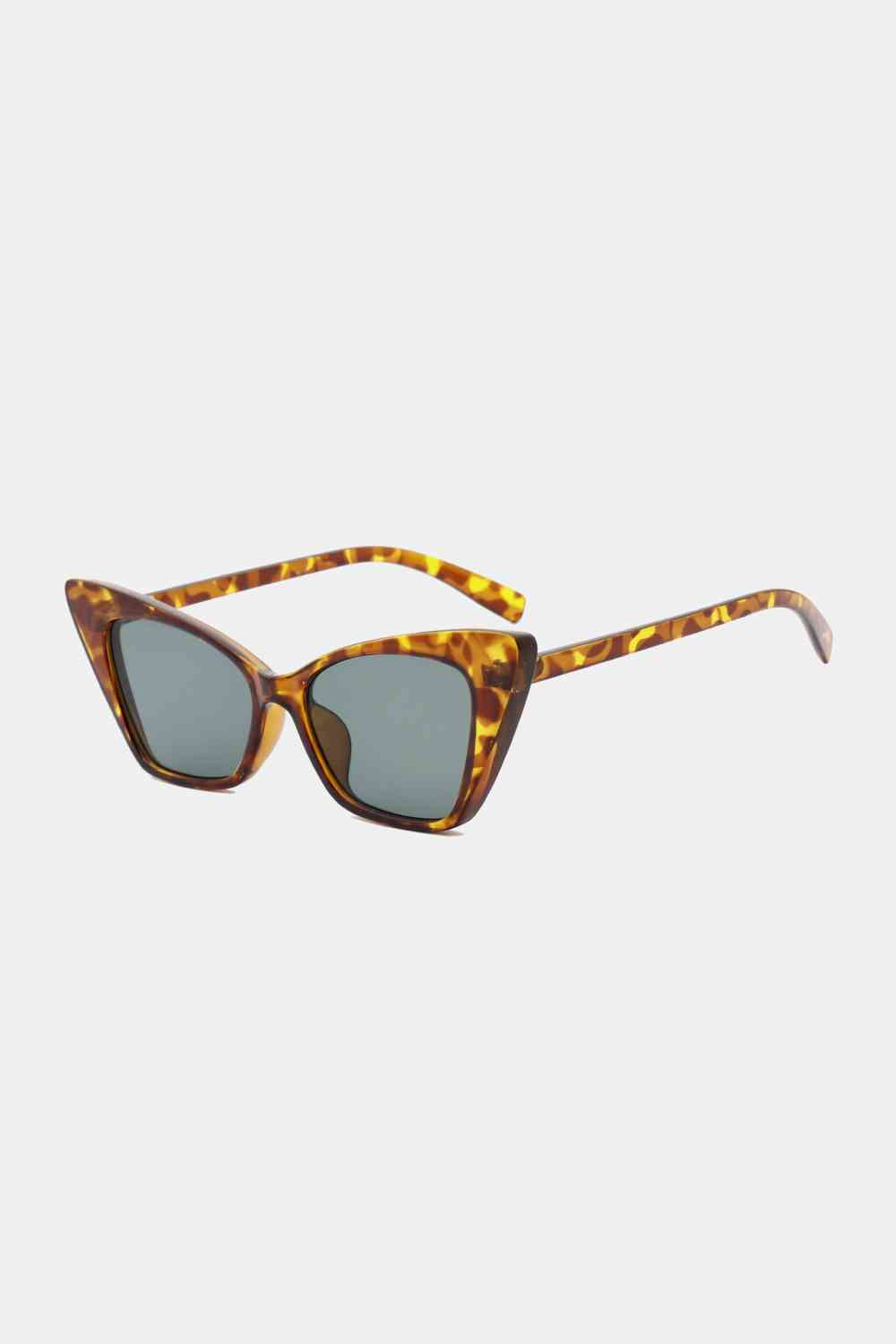 UV400 Cat Eye Sunglasses with acetate lenses and polycarbonate frame, including protective case.