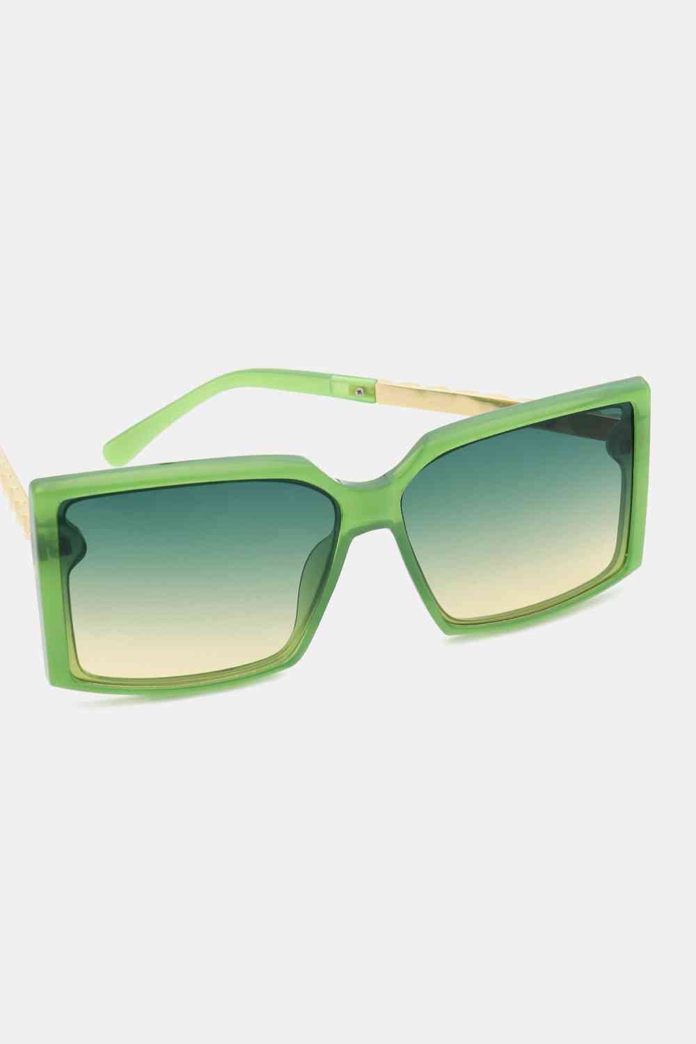 Square polycarbonate frame sunglasses with UV400 protection and metal-plastic hybrid temples, includes protective case.