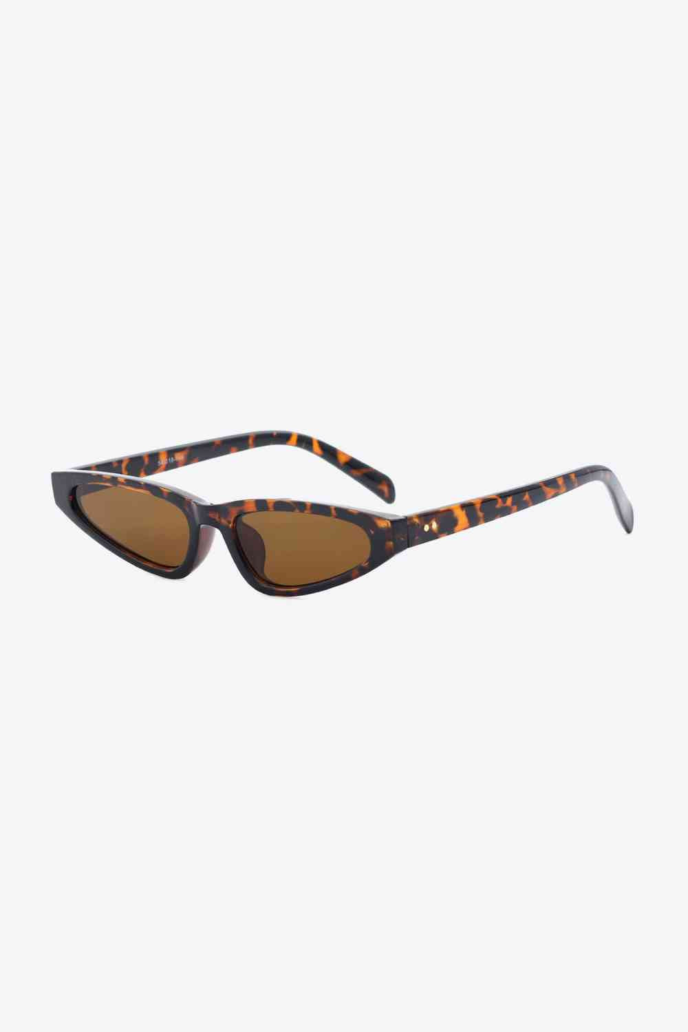 Polycarbonate Frame UV400 Cat Eye Sunglasses with acetate lenses and UV protection.