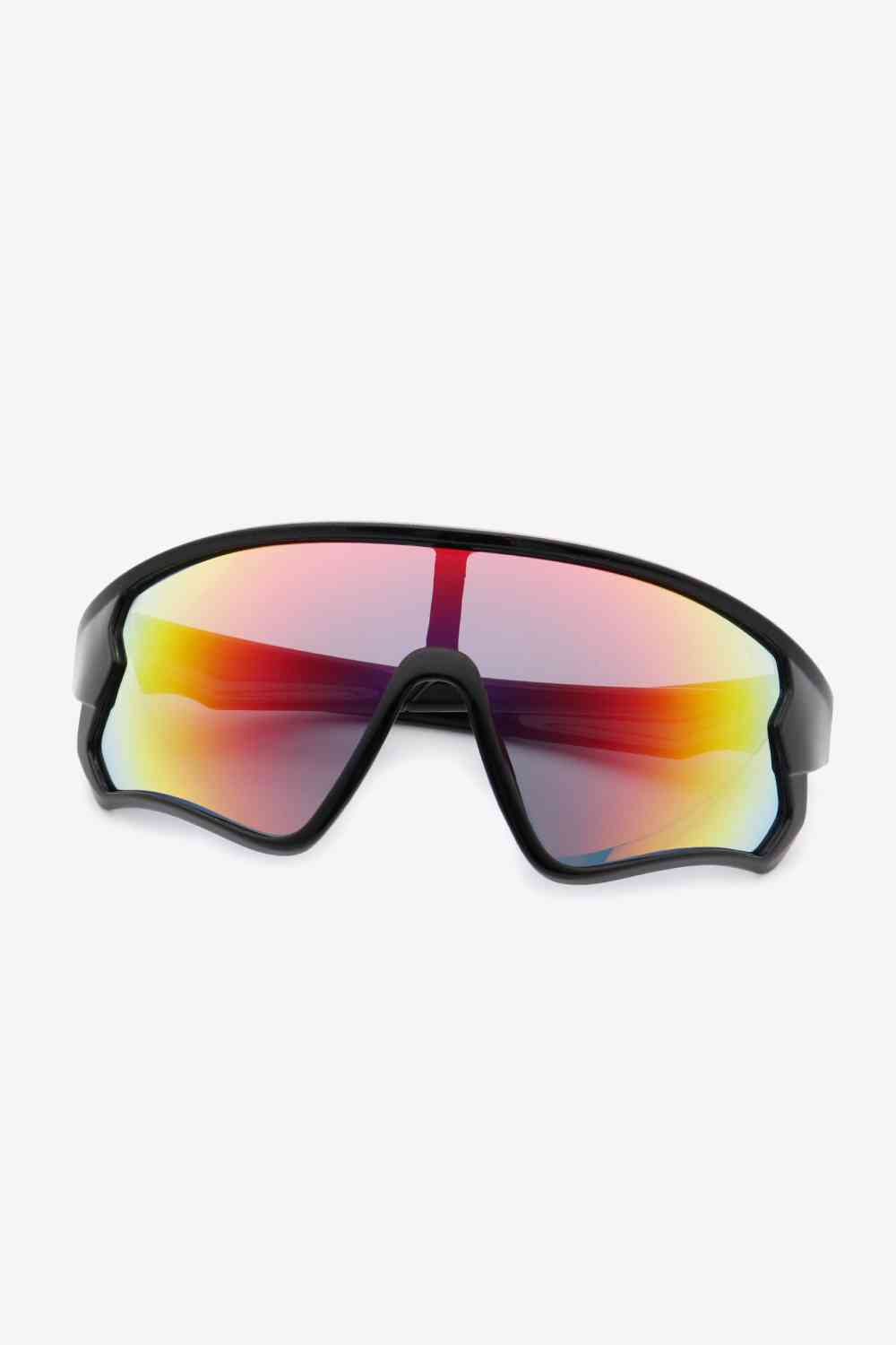Polycarbonate Shield Aviator Sunglasses with UV400 protection and protective case.