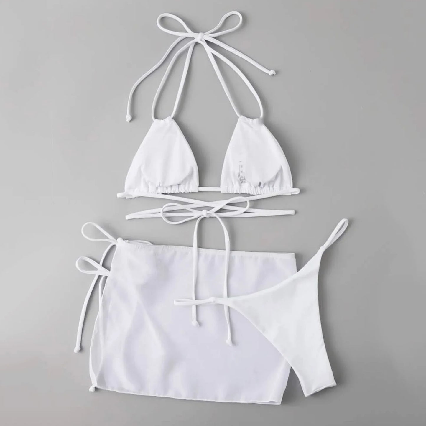 "Solid Color Women’s Bikini Set"
"Sexy Three-Piece Beach Bikini"
"Adjustable Strap Swimwear for Women"