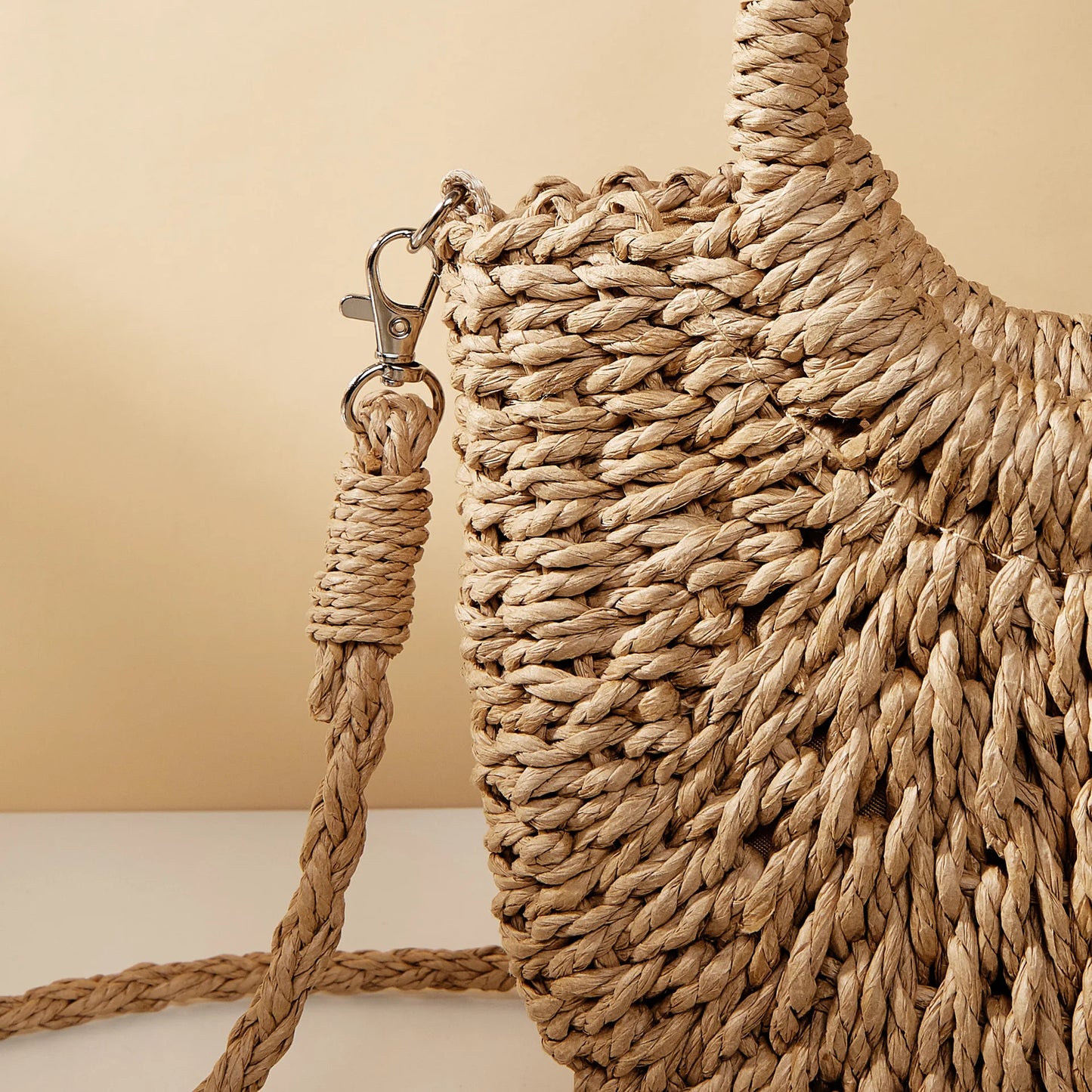 Handwoven Straw Rattan Half-Moon Beach Handbag – Large Capacity Women’s Summer Crossbody & Shoulder Bag with Removable Strap, Hollow Out Design, Fashionable & Lightweight