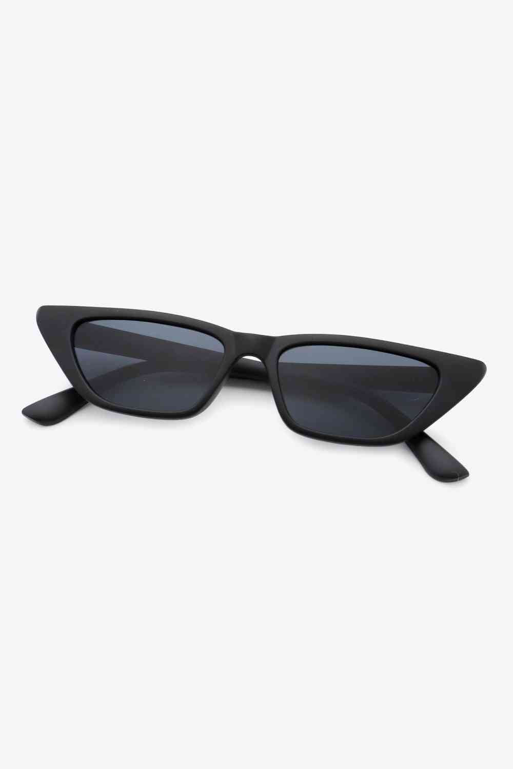 UV400 Polycarbonate Cat Eye Sunglasses with protective case – stylish eyewear for sun protection.